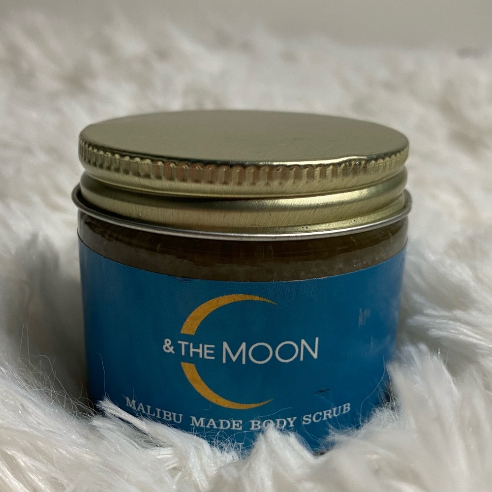 Sugar Exfoliating Body Scrub by C & THE MOON